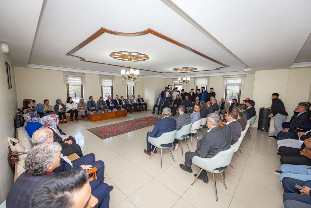 AK Parti Konya Teşkilatı Bozkır’a çıkarma yaptı 6